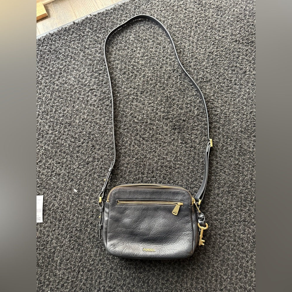 Fossil Black piper toaster pebbled Leather Crossbody with Gold Accents - Picture 14 of 16